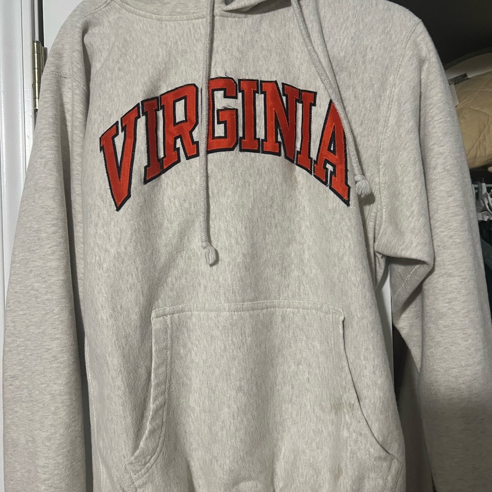 Vintage UVA hoodie (barely worn) Great Condition